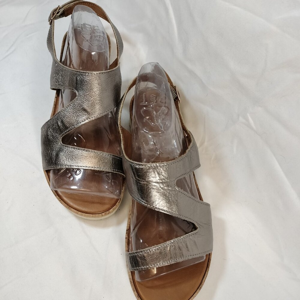 Miz Mooz Metalic Z-Strap Platform Sandals - Picture 3 of 7